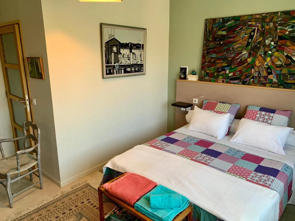 B&B - Chambres D'Hotes Le Foch Avignon Bed & Breakfast