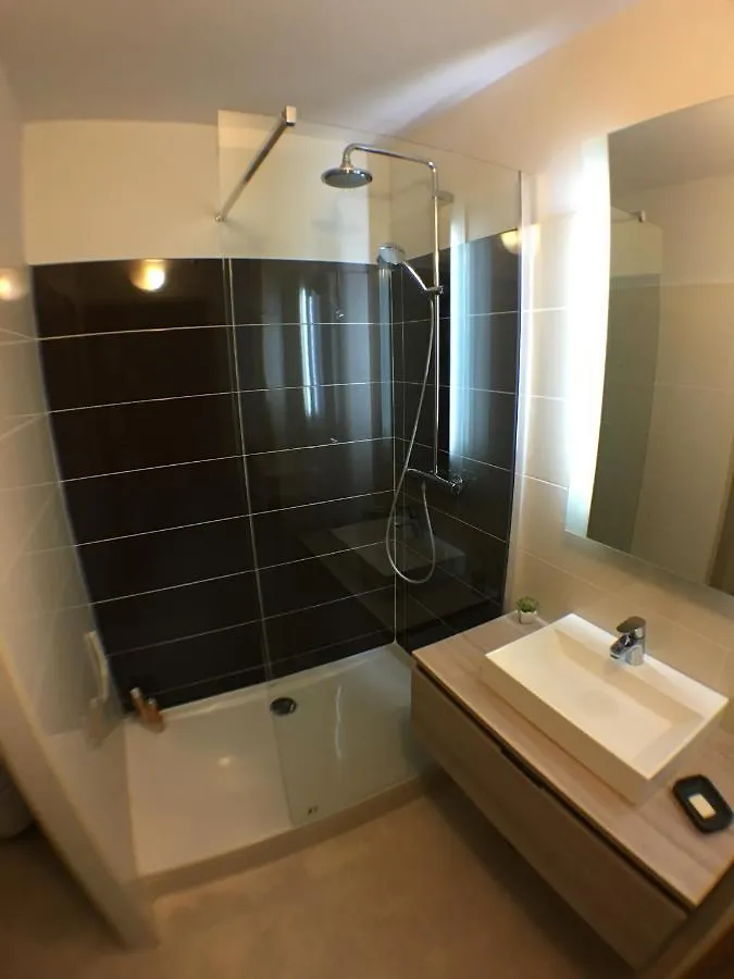 B&B - Chambres D'Hotes Le Foch Avignon